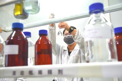 生物研發(fā) 解碼生命密碼，驅(qū)動(dòng)未來創(chuàng)新